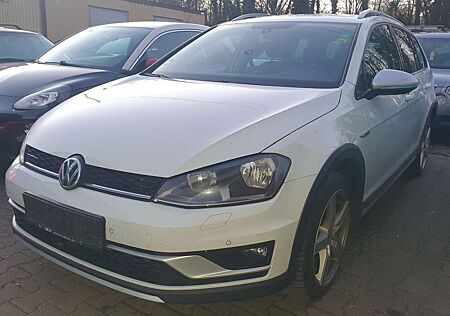 VW Golf Variant Volkswagen Basis BMT 4Motion