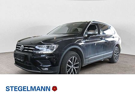 VW Tiguan Allspace Volkswagen 1.5 TSI Comfortline 7-Sitzer *Na