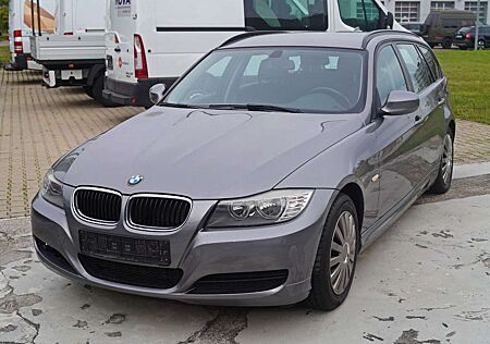 BMW 316 d Touring*SCHECKHEFT*KLIMAAUTOMATIK*