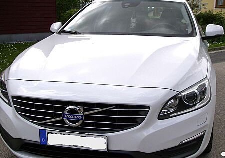 Volvo V60 D3 Business-Vollleder-AHK-Klima-Navi-alles neu