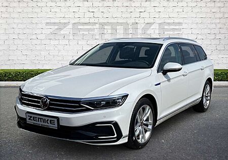 VW Passat Variant Volkswagen 1.4 TSI GTE StandHZG AHK-klappbar El. Panodach Nav