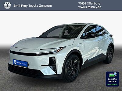 Toyota C-HR+ + Teamplayer