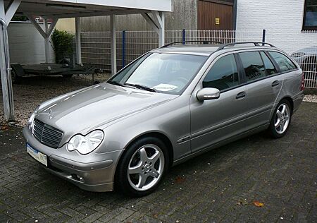 Mercedes-Benz C 180 Gepflegt,Automatikgetriebe,Klimaautomatik,AHK,PDC!
