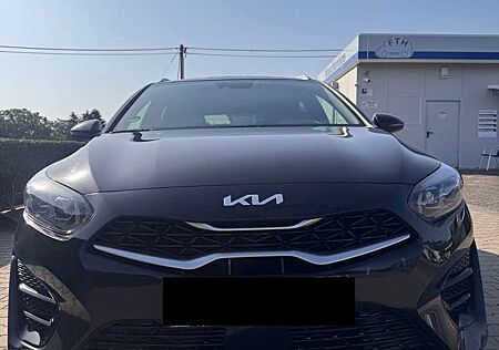 Kia XCeed Ceed SW / cee'd SW Ceed SW 1.5 T-GDI DCT7 OPFGT Line