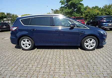 Ford S-Max Titanium+LED+ACC+Cam+SpurhA+Navi+AHK+SHZ+1.Hand