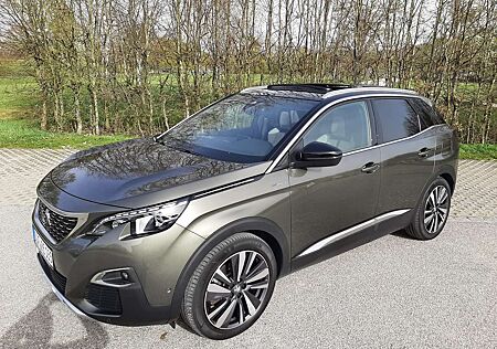 Peugeot 3008 Hybrid4 300 e-EAT8 GT