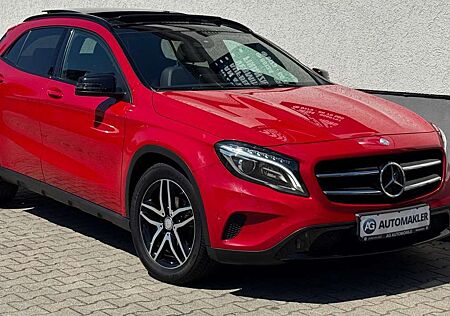 Mercedes-Benz GLA 220 CDI 4M. Pano Distr. H&K Sound Leder AHK.