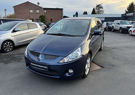 Mitsubishi Grandis 2.4 Intense 6-Sitzer