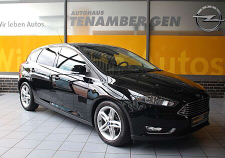 Ford Focus Titanium Automatik Navi Kamera Schiebedach