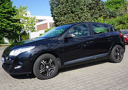 Renault Megane 1.6 /KLIMA/EURO5/SCHECKHEFT/TÜVNEU/TIPTOP