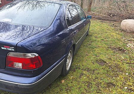BMW 520i 520