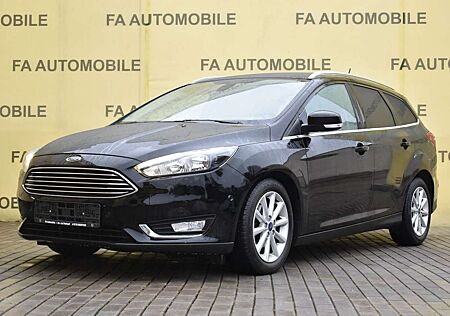Ford Focus Turnier Titanium/PDC/SHZ/NAVI/KLIMA/KEYLES