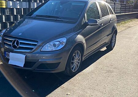 Mercedes-Benz B 180 CDI