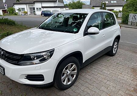VW Tiguan Volkswagen 1.4 TSI 4Motion*AHK*SHZ*