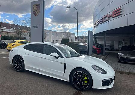 Porsche Panamera 4 E-Hybrid
