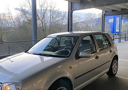 VW Golf Volkswagen 1.4 Trendline