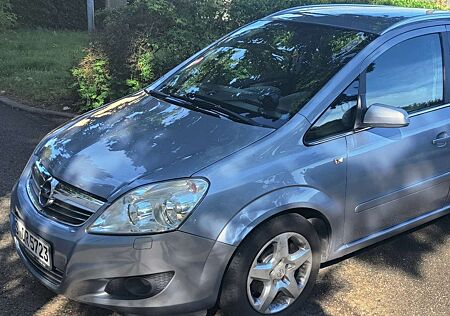 Opel Zafira 1.6 Edition