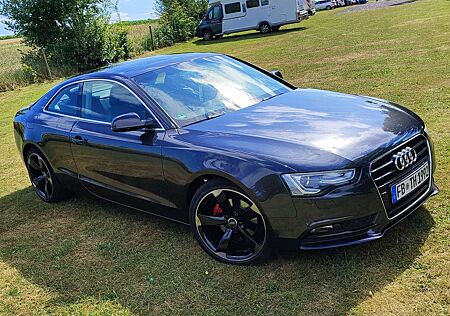 Audi A5 Cabrio 2.0 TDI DPF (clean diesel) multitronic