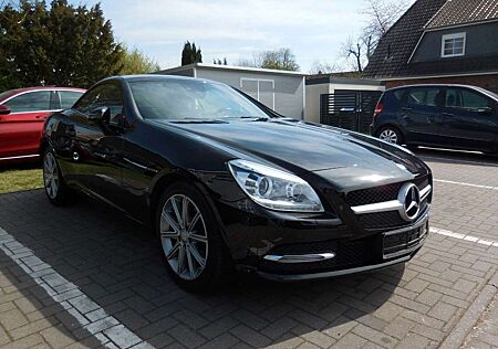 Mercedes-Benz SLK 200 Schwarz / Automatik