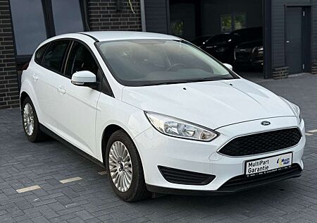Ford Focus Limousine Trend*Klima*SHZ*Ele.Fen*1 Hand