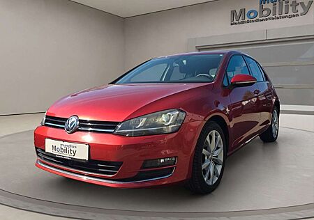 VW Golf Volkswagen VII Lim. Highline ACC Xenon Standheizung