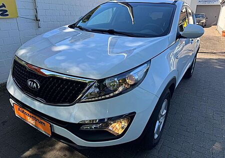 Kia Sportage Attract Navi RKamera erst 85 TKM Klima Tüv neu