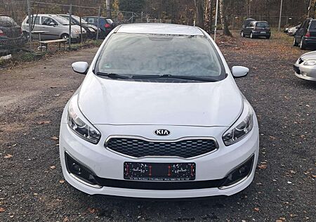 Kia Cee'd Ceed / Ceed 1.0 T-GDI 100 ISG Dream-Team Edition
