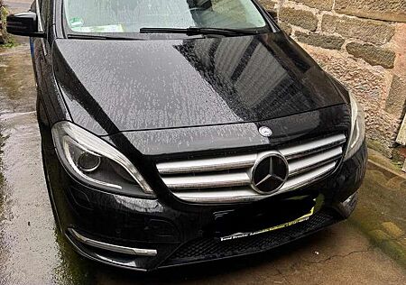 Mercedes-Benz B 180 CDI (BlueEFFICIENCY)
