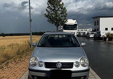 VW Polo Volkswagen 1.4 TÜV 09/2026