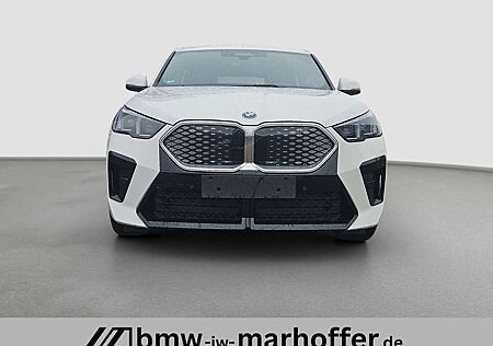 BMW iX2 30 xDrive M Sport AHK Adptives MFwk