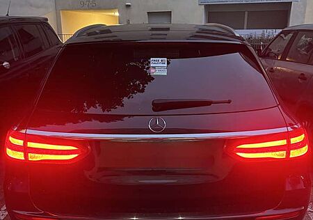 Mercedes-Benz E 220 d 4Matic (213.205)
