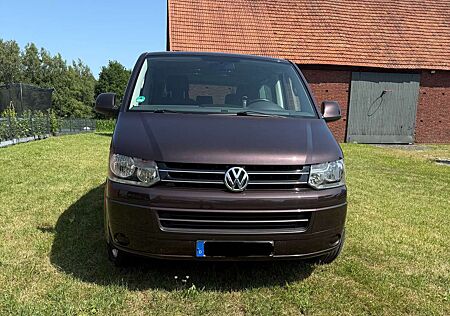 VW T5 Multivan Volkswagen Multivan Highline