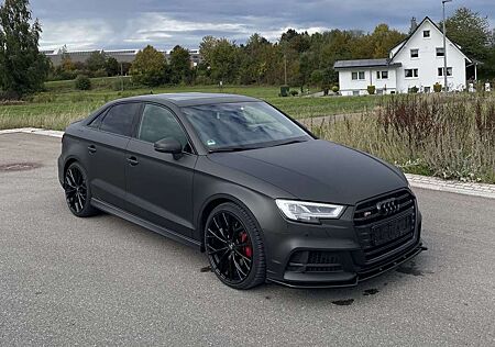 Audi S3 Limousine S tronic / 2.0 Tfsi / Quattro