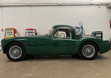 MG MGA