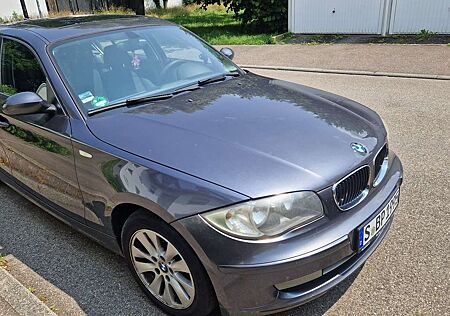 BMW 118 e87