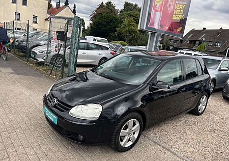 VW Golf Volkswagen V Lim. United*TÜV NEU*1 HAND*TOP ZUSTAND*