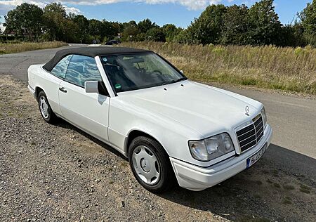 Mercedes-Benz E 200 Elegance