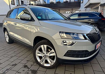 Skoda Karoq Style*Navi*STHZ*R-Kamera*Keyless-Go*1A-Zus