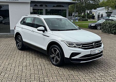 VW Tiguan Volkswagen 1.5 TSI Elegance DSG App Virtual LED ACC