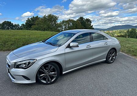 Mercedes-Benz CLA 200 7G-DCT Urban