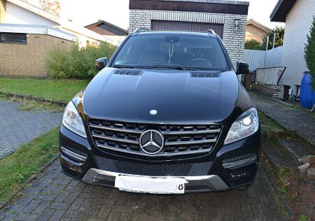 Mercedes-Benz ML 350 BlueTEC 4MATIC 7G-TRONIC