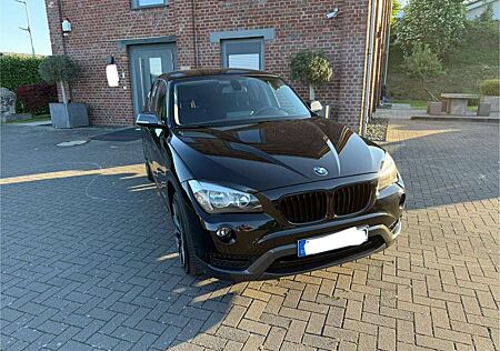 BMW X1 sDrive20i Sport Line