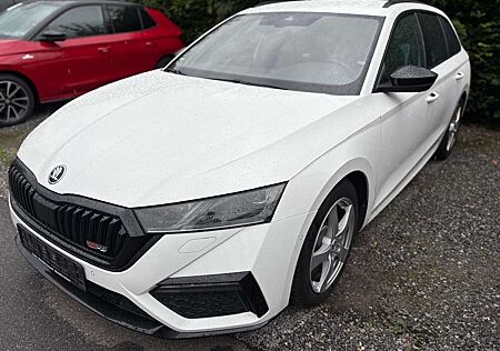 Skoda Octavia Combi RS 4x4