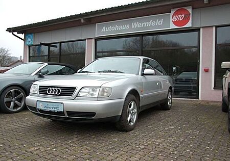 Audi A6 Limousine Klima Telefon Automatik sehr gepfl.