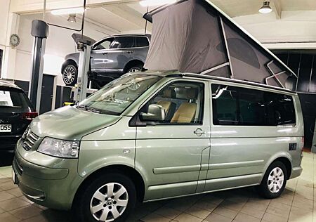 VW T5 California Volkswagen 4Motion/AHK/NAVI/Motor/KupplungNEU