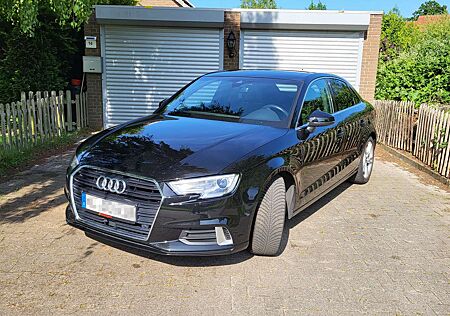 Audi A3 Limousine 1.5 TFSI VirtualCockpit / Panoramadach