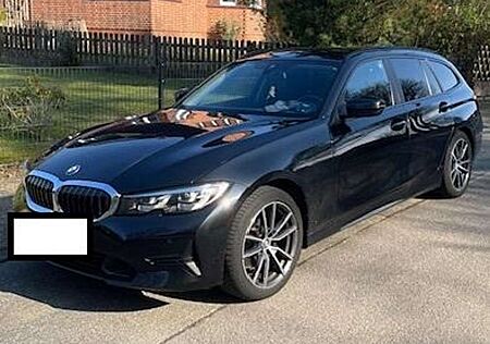 BMW 320i 320 3er Touring Touring Aut. Advantage