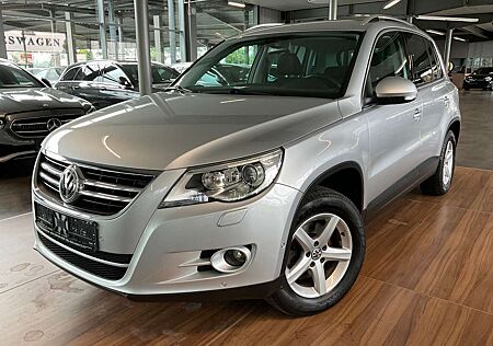 VW Tiguan Volkswagen 2.0 TDI Team 4Motion AHK/XENON/GRA/NAVI