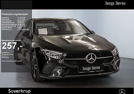 Mercedes-Benz A 200 Limousine PROGRESSIVE SPUR 360 PDC SHZ