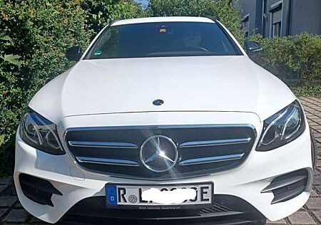 Mercedes-Benz E 300 de T 9G-TRONIC AMG Line